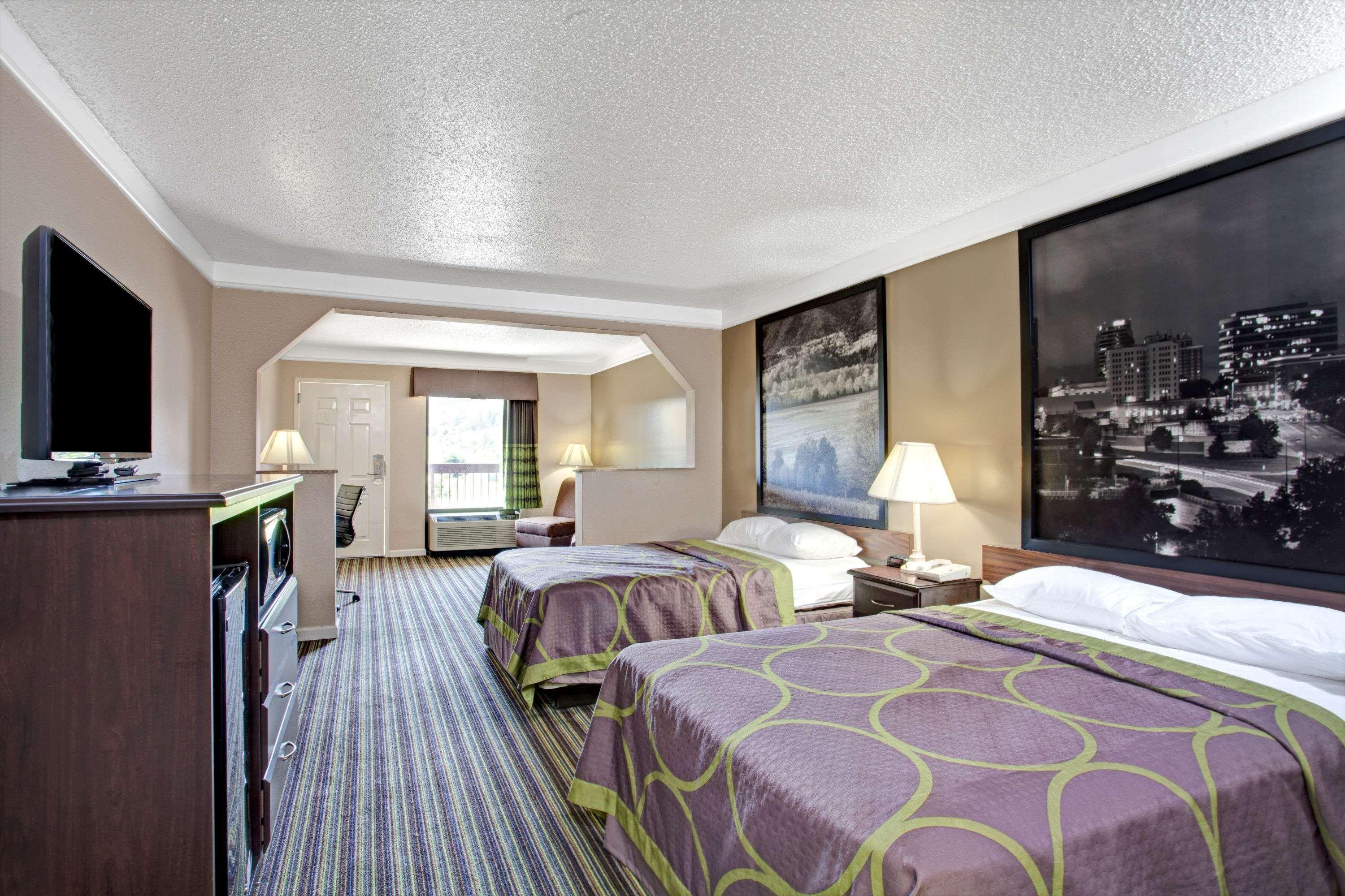 Super 8 By Wyndham East Hotel Knoxville