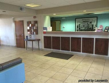 Hotel Super 8 By Wyndham East Knoxville