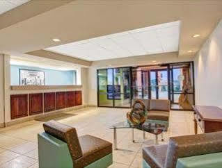 Super 8 By Wyndham East Hotel Knoxville